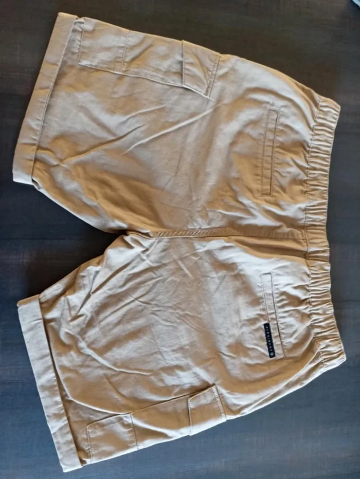 Lot 2 short homme XXL - photo numéro 3
