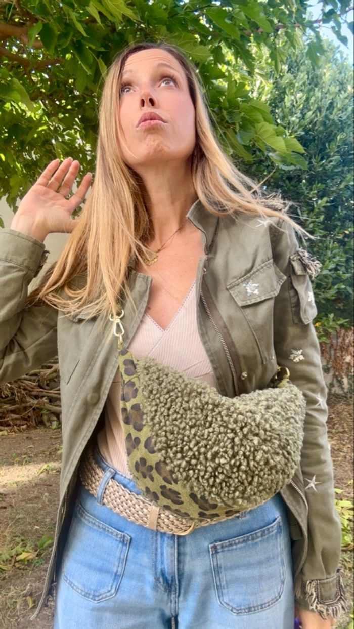 Sac demie-lune moumoute vert kaki et léopard - photo numéro 10