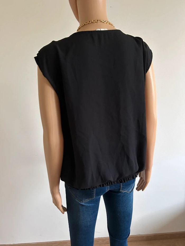 Blouse noire et dorée sans manches Naf Naf taille 36 jamais portée - photo numéro 8