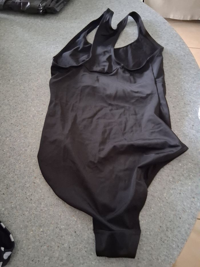 Maillot de bain 1 pièce noir " décathlon " - photo numéro 2