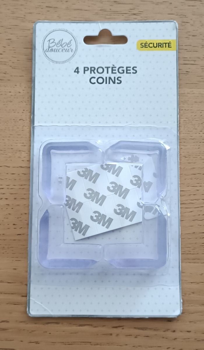 LOT : ensemble de sécurité pour bébé 3 loquets bloque-porte et 4 protèges coins - photo numéro 3