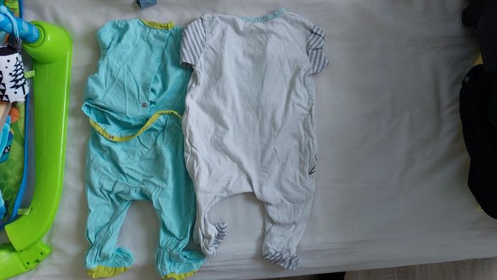 Lot de 2 pyjama 9 mois - photo numéro 4