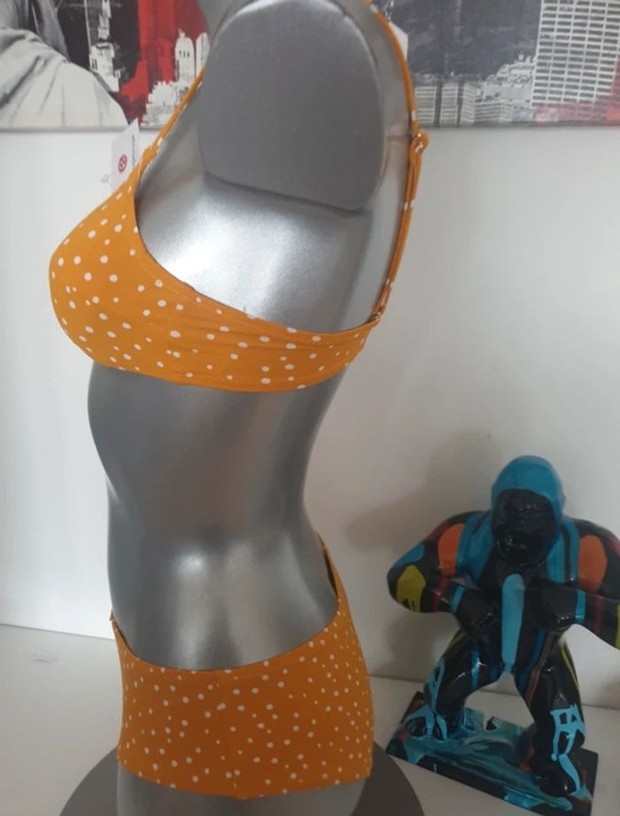 Maillot de bain à pois T34haut et 36 bas - photo numéro 2
