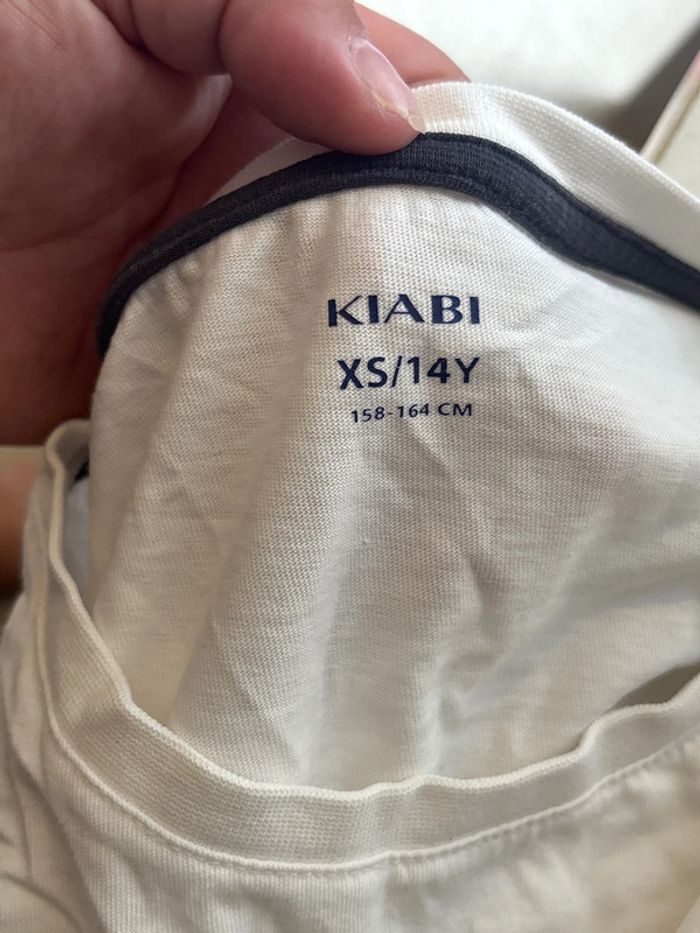 T shirt imprimer taille xs/14ans marque kiabi neuf - photo numéro 3