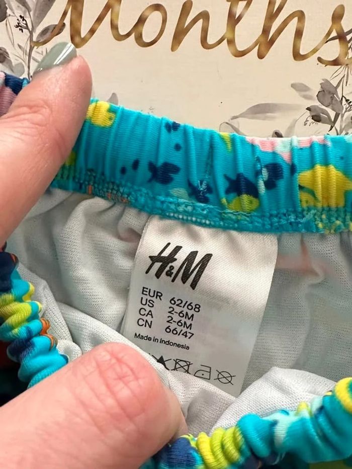 Maillot de bain h&m 2-6 mois 62/68 cm - photo numéro 3