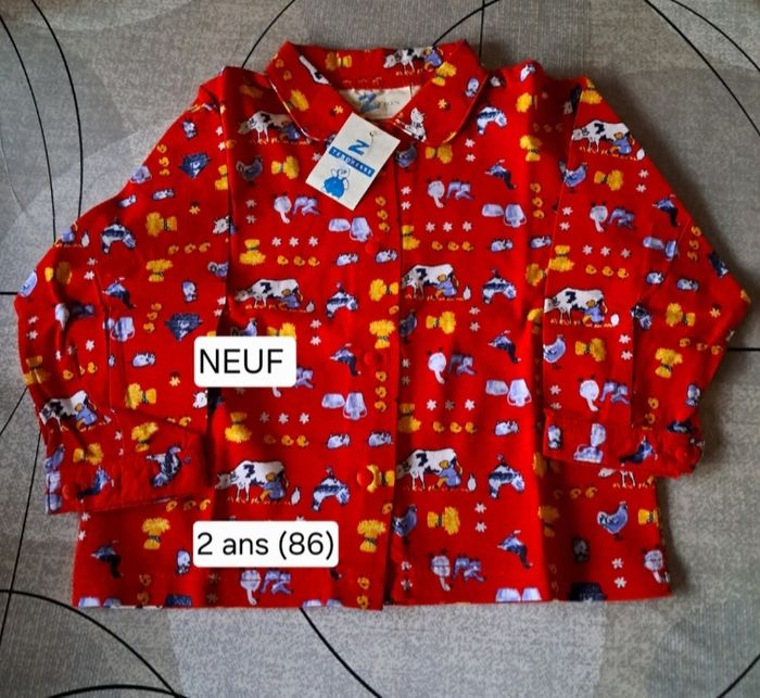 Chemise NEUVE pour garçon 2 ans (86) - photo numéro 2