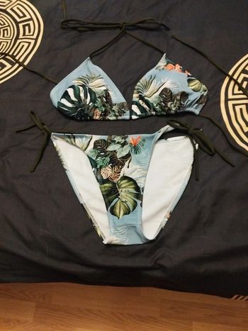Jolie bikini 👙