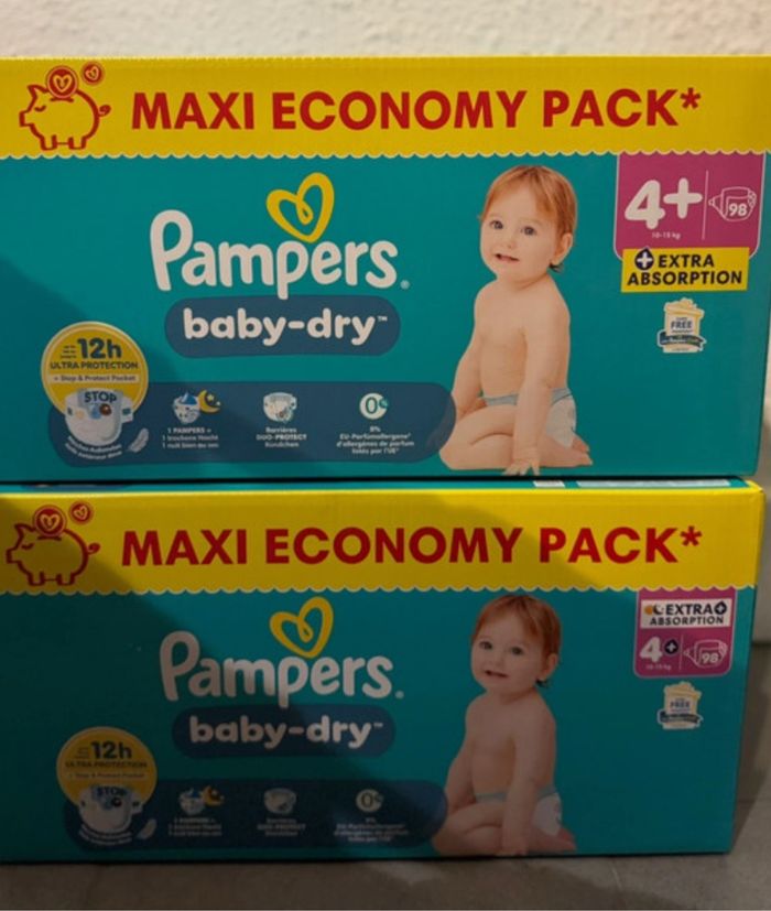 Lot de couche bébé Pampers