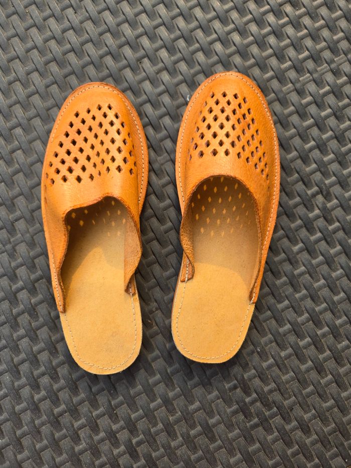 chaussons tout en cuir taille 40 - photo numéro 4