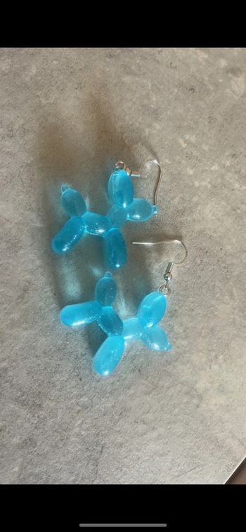 Boucles d’oreilles neuves chien ballon