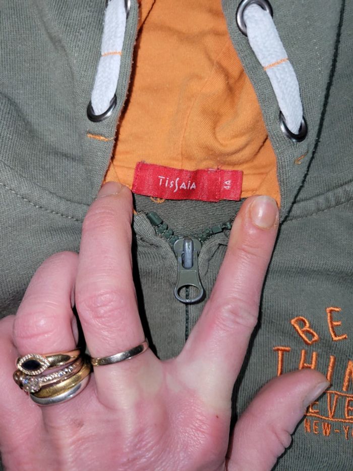 Gilet capuche 4 ans - photo numéro 3