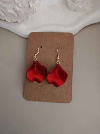 BO légères dorées et rouge 