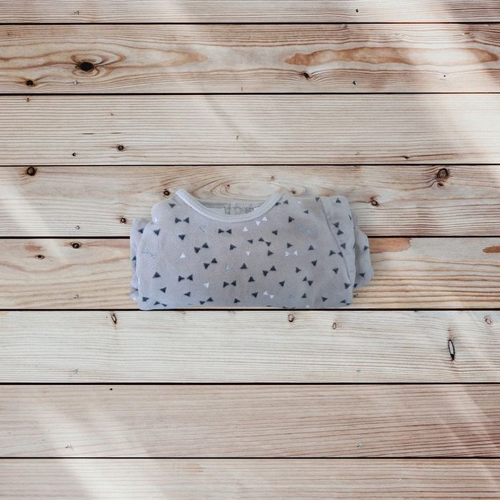 Lot 2 pyjamas 1 pièce bébé 6 mois – Orange & Marron - photo numéro 5