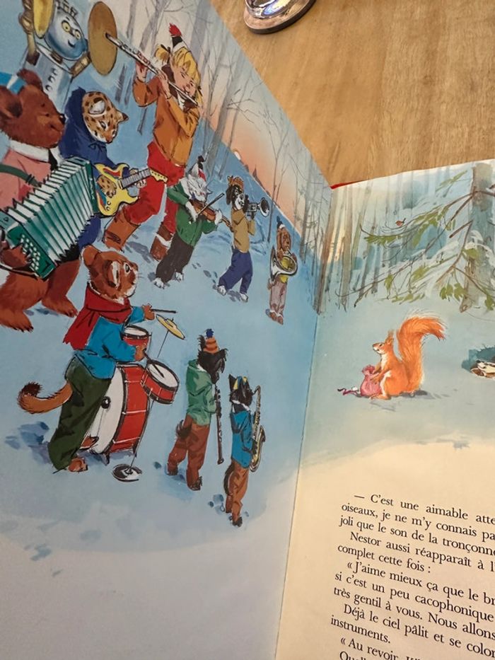 Grand livre Le Noël de Caroline fête hiver reliure rouge état satisfaisant Pierre Probst - photo numéro 9