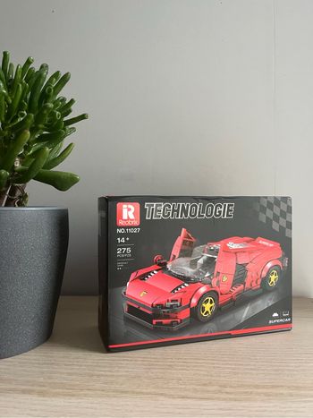 Voiture de course lego
