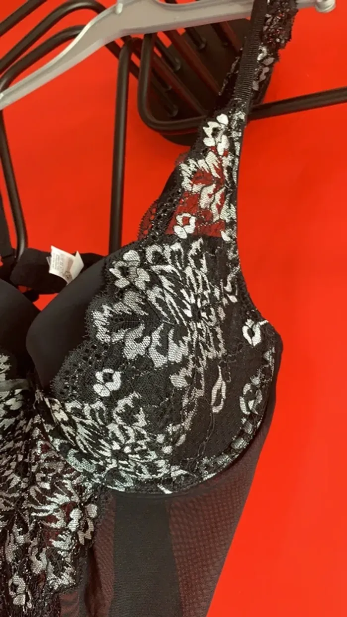 Body femme - photo numéro 4