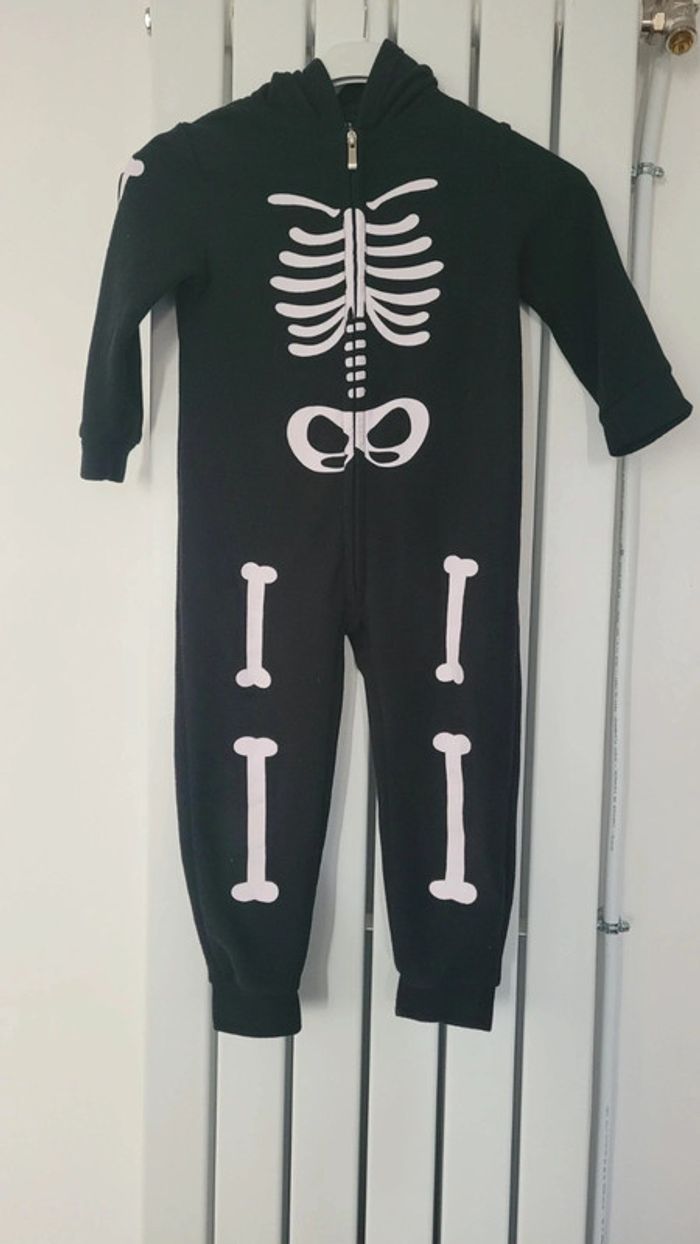 Pilou Pilou squelette