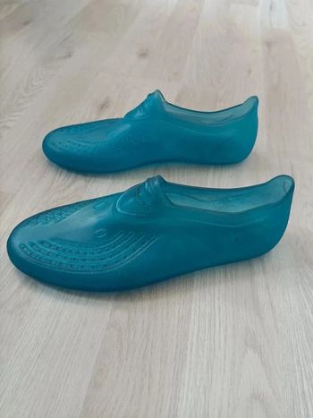 aqua shoes / chaussures d'eau Tribord 38 39