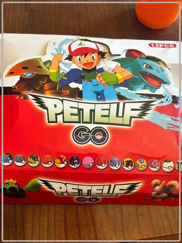 12 pokeball neuve