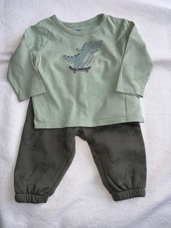 Ensemble crocodile tex 9mois 