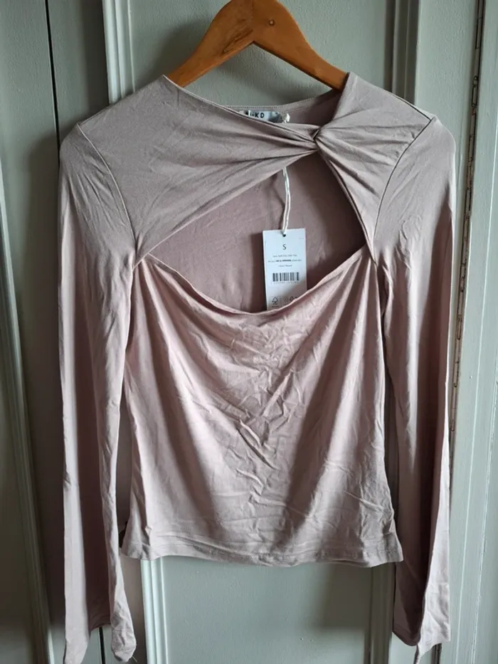 Blouse manches longues échancrée Nakd