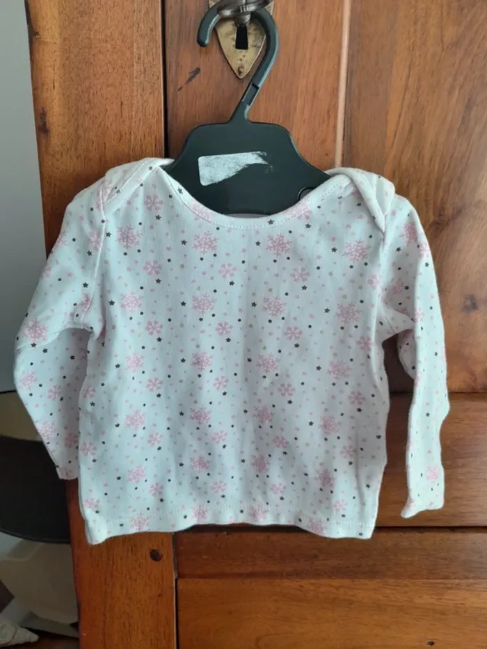Vêtements 6 mois fille - photo numéro 5