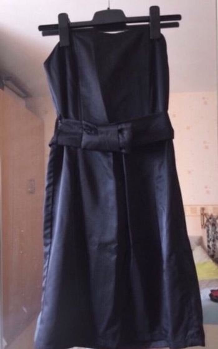 Robe noire bustier H&M