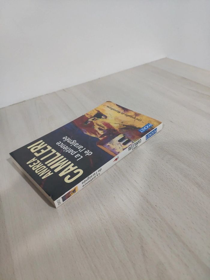 Livre poche policier la patience de l'araignée Camilleri enquête Montalbano - photo numéro 5