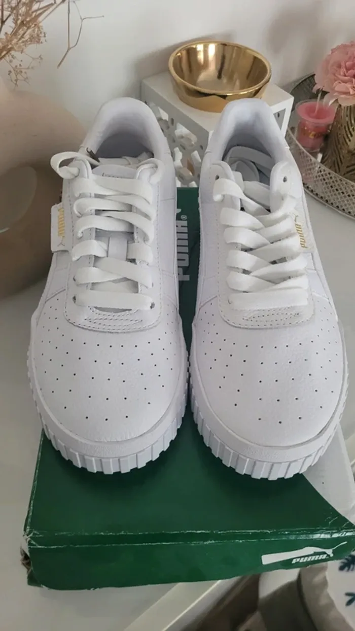 Puma Cali Fashion Femme 38.5 neuves - photo numéro 5