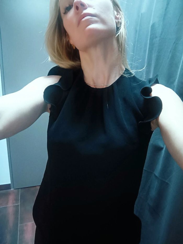 Robe noire - photo numéro 7