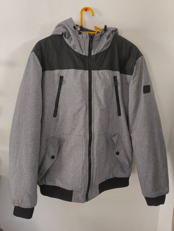 Blouson déperlant zippé à capuche homme taille 38