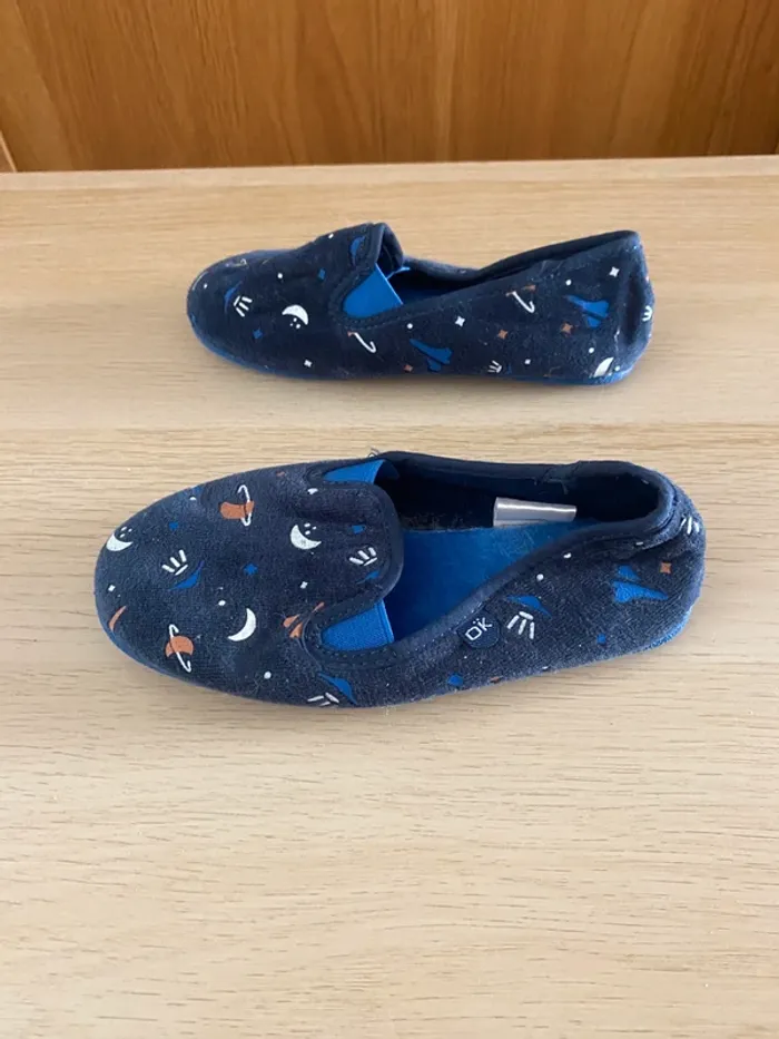 Chaussons pantoufles garçon bleu étoile planète galaxie système solaire okaidi pointure 30 - photo numéro 2