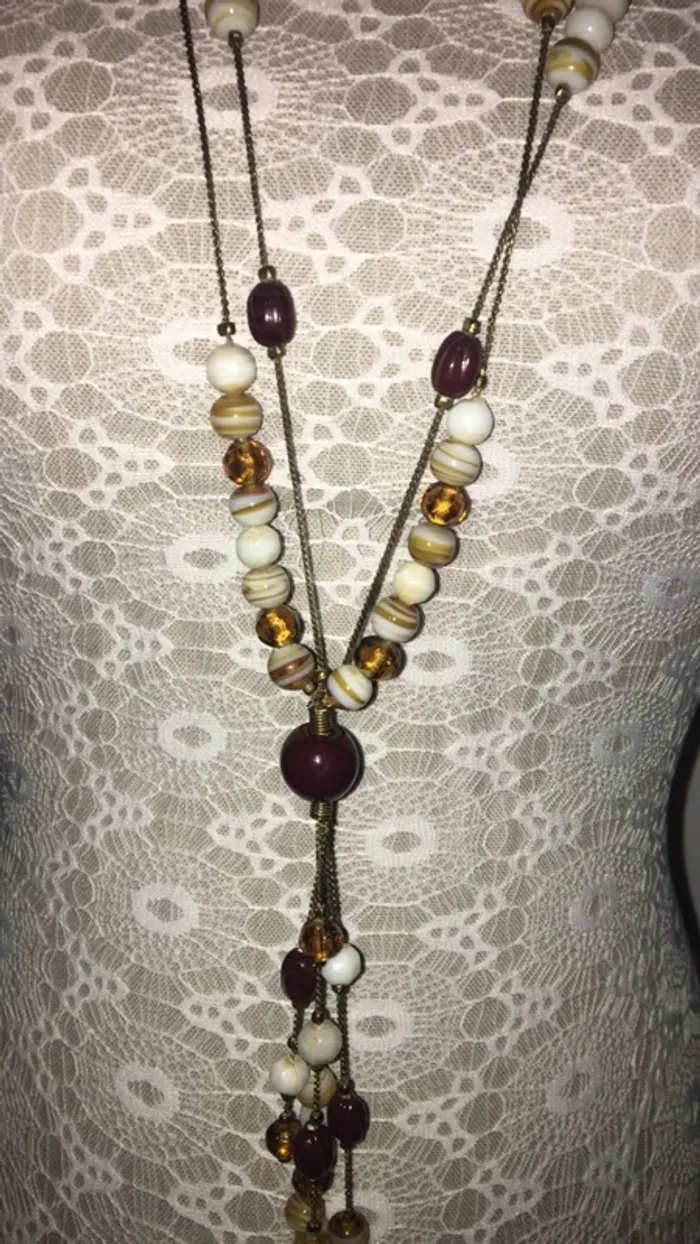 Collier sautoir en perles de verre - photo numéro 2