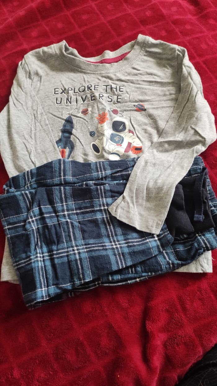Lot de 2 pyjamas longs 3 ans - photo numéro 2