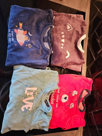 Lot de 4 pyjamas une pièce chaud