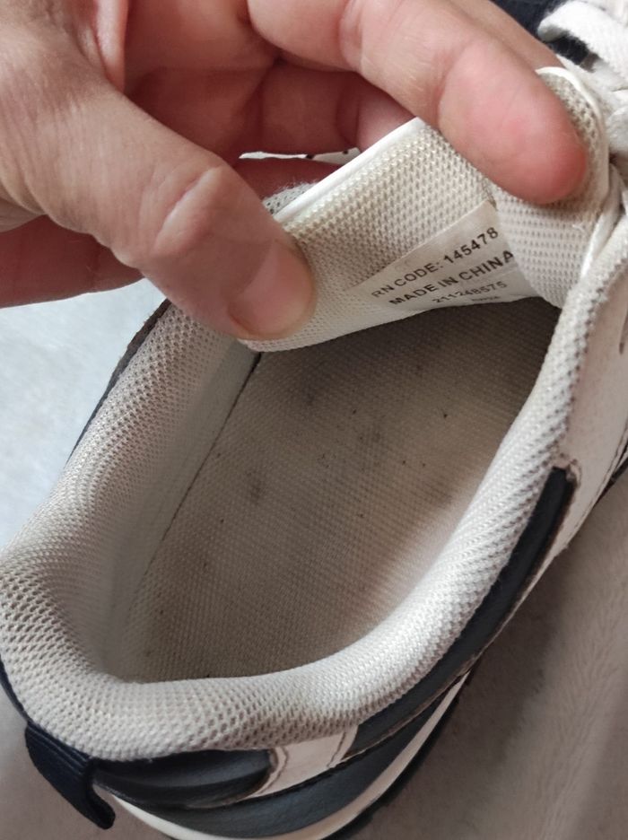 Baskets bicolore taille 38 - photo numéro 3