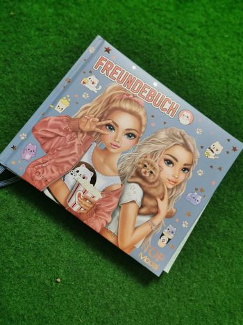 Carnet d'amis en allemand Freundebuch Top Model