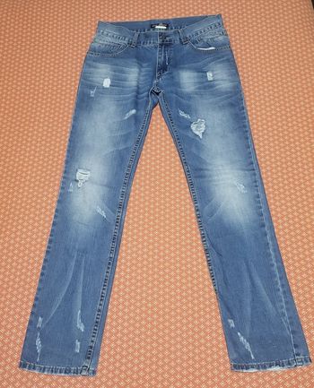 🔥 JEAN DOLCE & GABBANA ORIGINAL 🔥
Modèle destroy / délavage premium / Made in Italy 🇮🇹