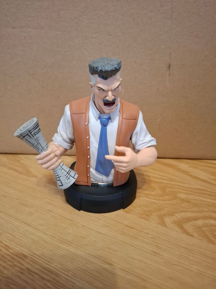 Buste J. Jonah Jameson - photo numéro 2
