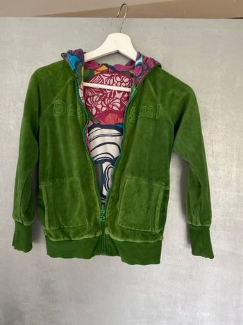 Gilet zippé réversible avec capuche Desigual taille 7 - 8 ans