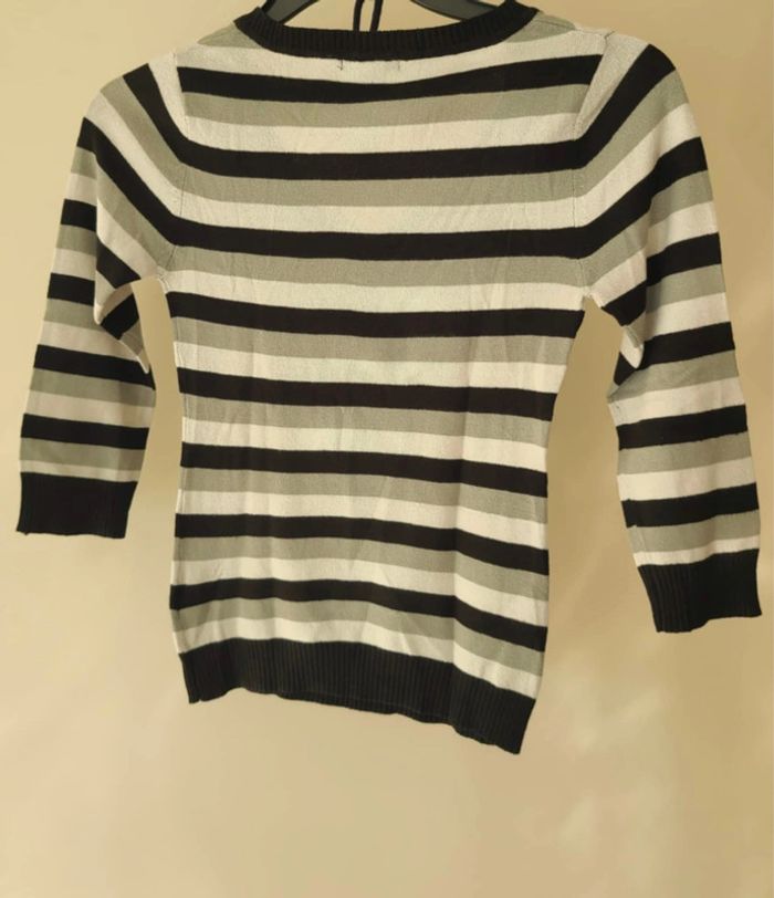 Petit pull léger vintage • taille XS • H&M - photo numéro 3