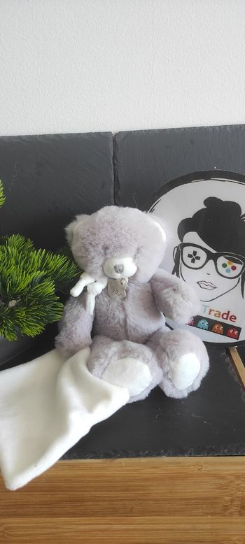 Doudou ours gris blanc mouchoir Pap'ours violet bn0483 peluche Noeud Echarpe