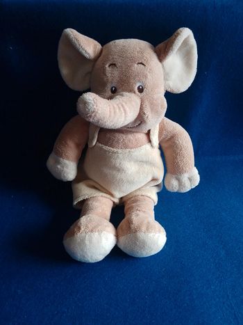 Peluche éléphant