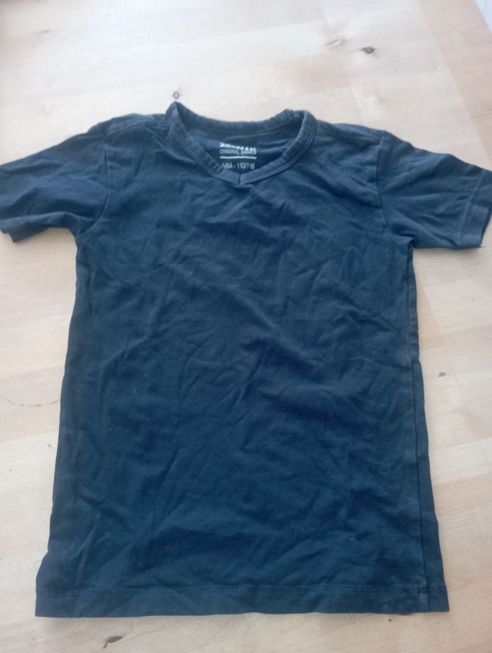 Tee shirt