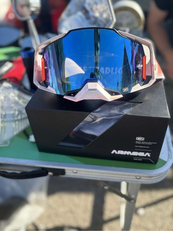 Lunette de moto - photo numéro 3