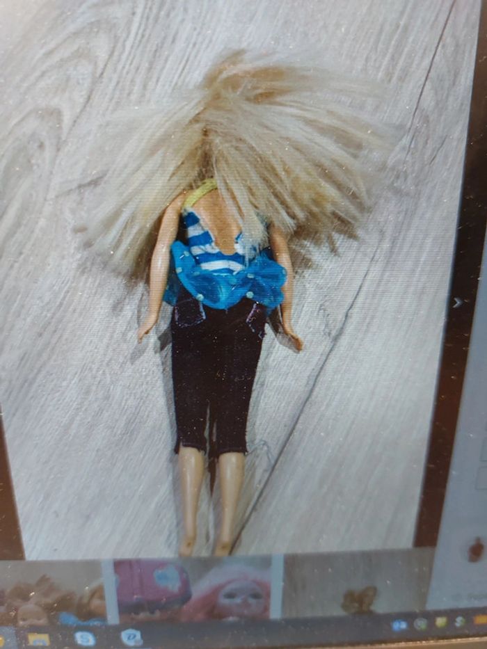 Barbie collector de 1966 en très bon état - photo numéro 5