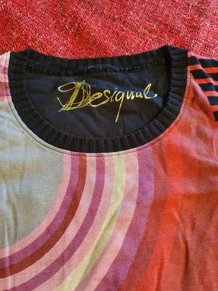 Haut desigual - photo numéro 2