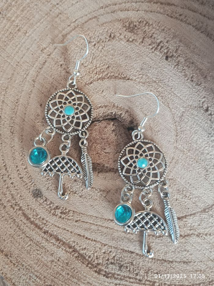 🌺 Boucles d'oreilles bohème argentées - photo numéro 3