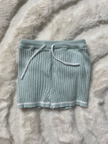 Ensemble short, T-shirt trois mois