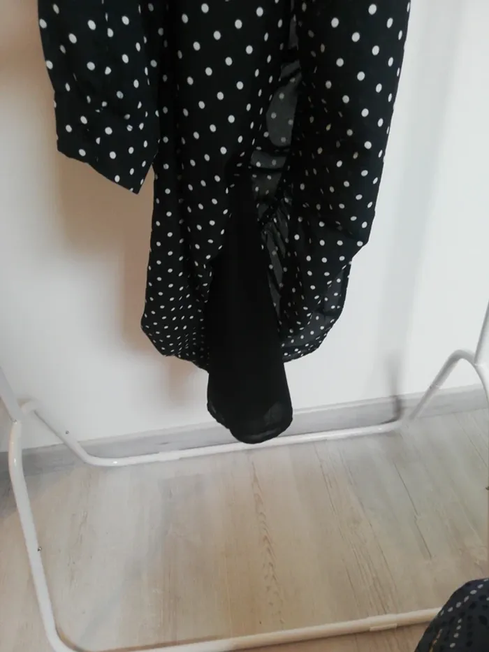 Robe manches longues noir et blanc camaieu - photo numéro 6